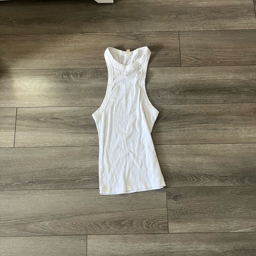 Basic White tank